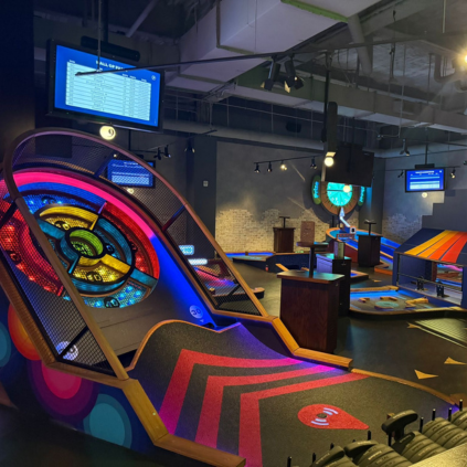 Happy Hour - Puttshack (3)